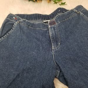 Tommy Hilfiger Cropped Jeans. Size 7